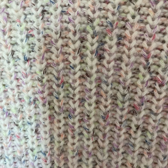 Gap Wool Sweater - Picture 6 of 6